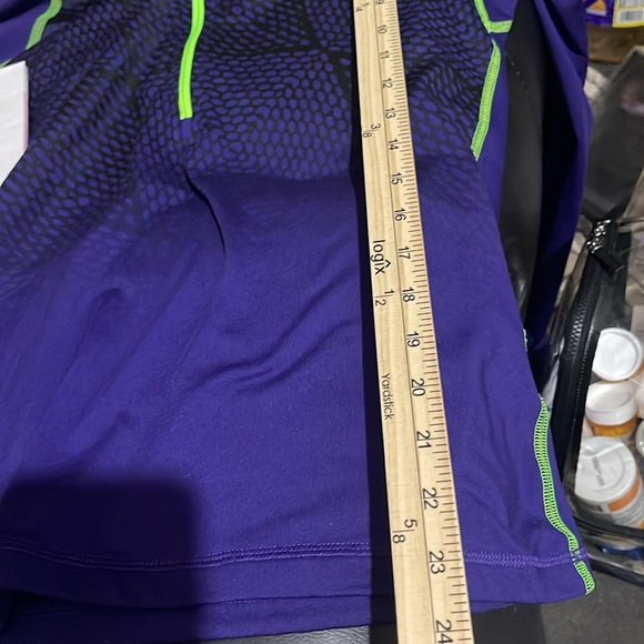 New, Nike Purple and Green Long Sleeve Athletic Top Jacket - Picture 11 of 11